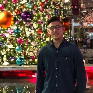 Meet your Posher, Jonathan